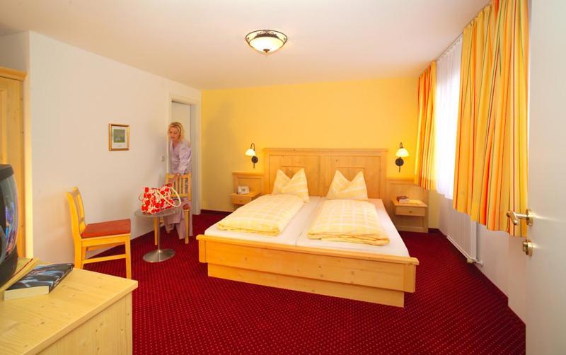Hotel Austria Soll Room photo