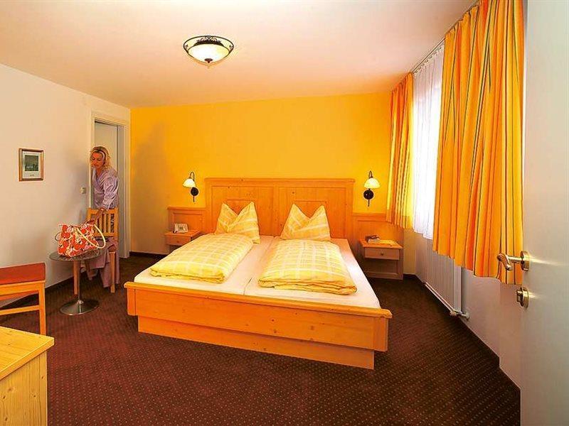 Hotel Austria Soll Exterior photo