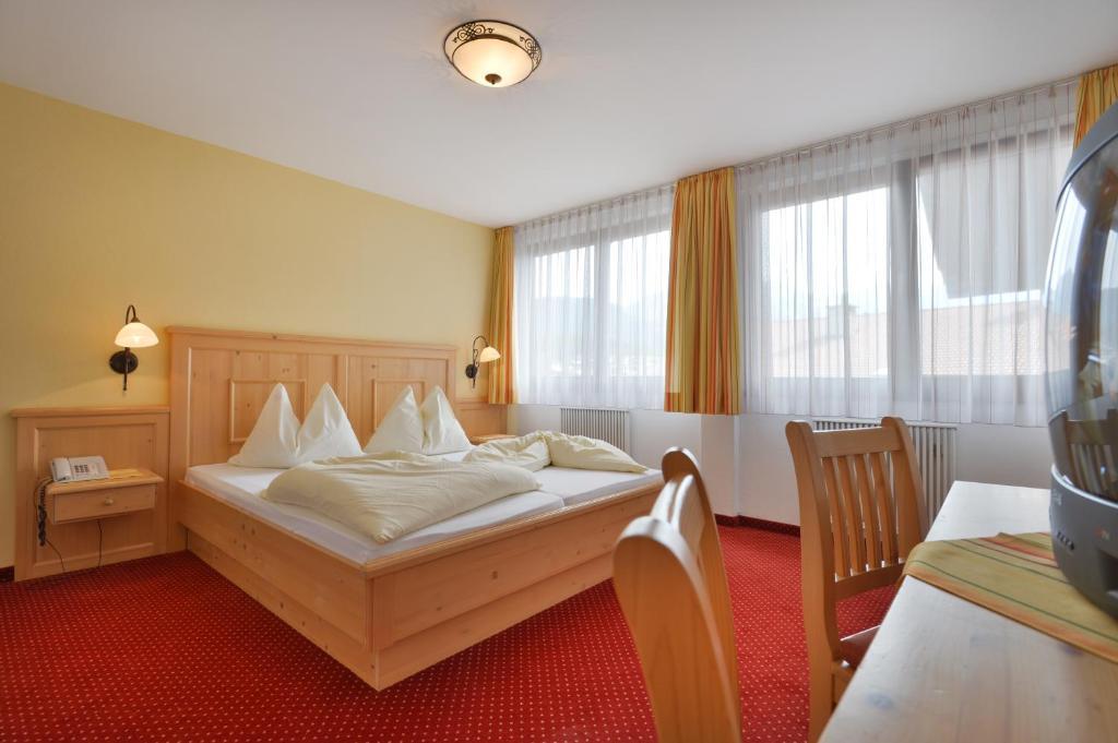 Hotel Austria Soll Exterior photo